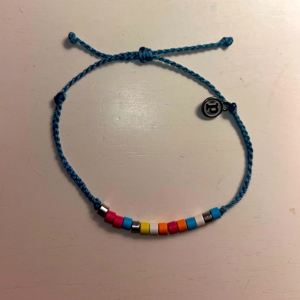 Pura Vida Happiness Heshi Bead adjustable bracelet from charli damelio pack